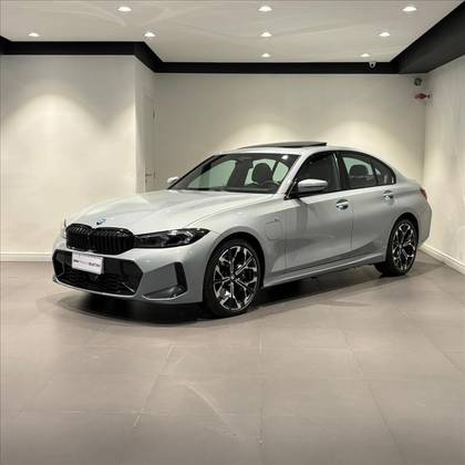 BMW 330e 2.0 16V TURBO HÍBRIDO M SPORT AUTOMÁTICO